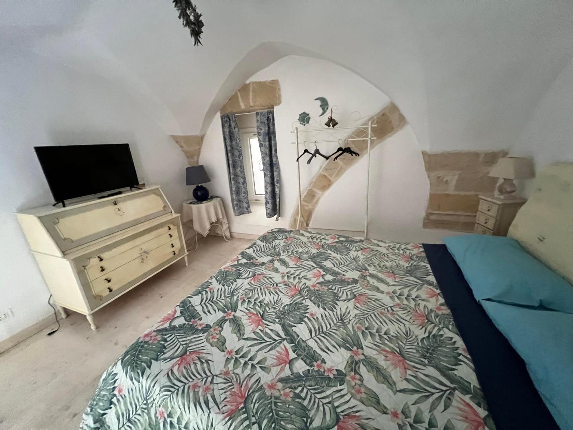 Handy Suite Idromassaggio บรินดิซิ ภายนอก รูปภาพ